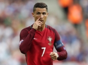 开云APP-乔治节奏完全掌控，国王横扫活塞，一场战术与意志的胜利