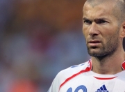 开云下载-老鹰展翅定乾坤，节奏掌控下的公牛，与詹姆斯里程碑之夜