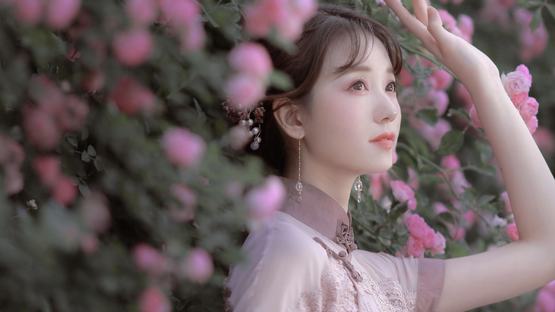 苏亚雷斯状态火热，但切尔西对阵里昂的较量远不止一位巨星的独角戏