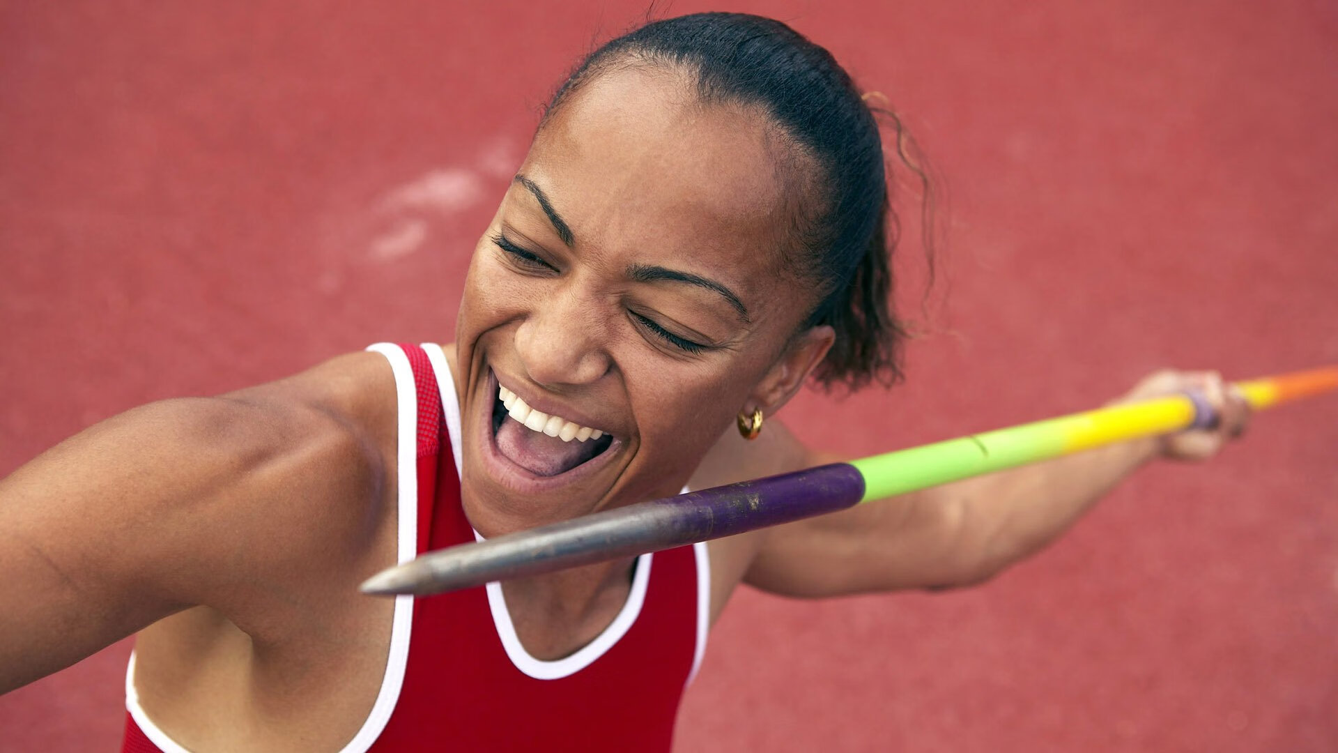 赛道与球场,速度与战术的双重奏