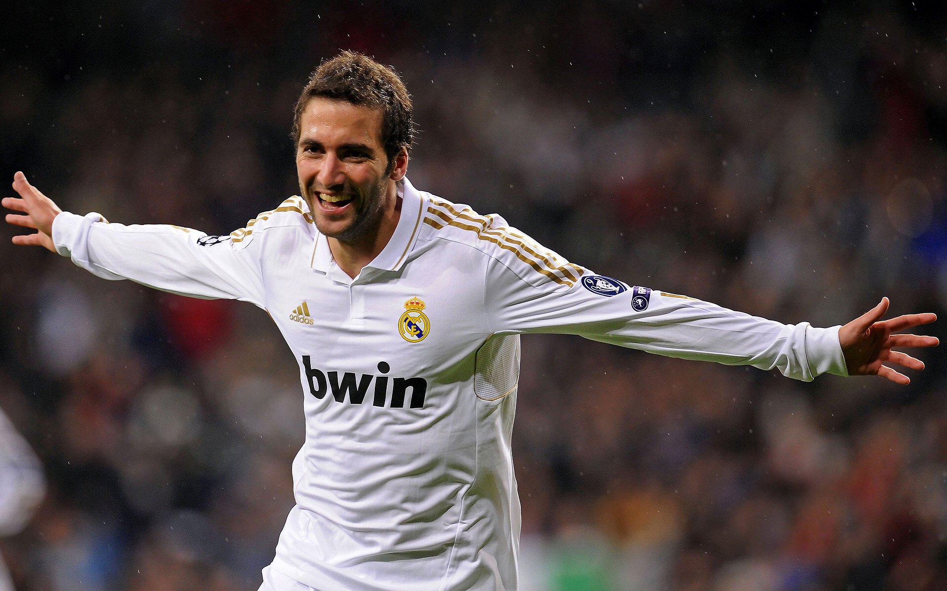 逆转之夜,福登点燃赛场,美国资本如何重塑皇马