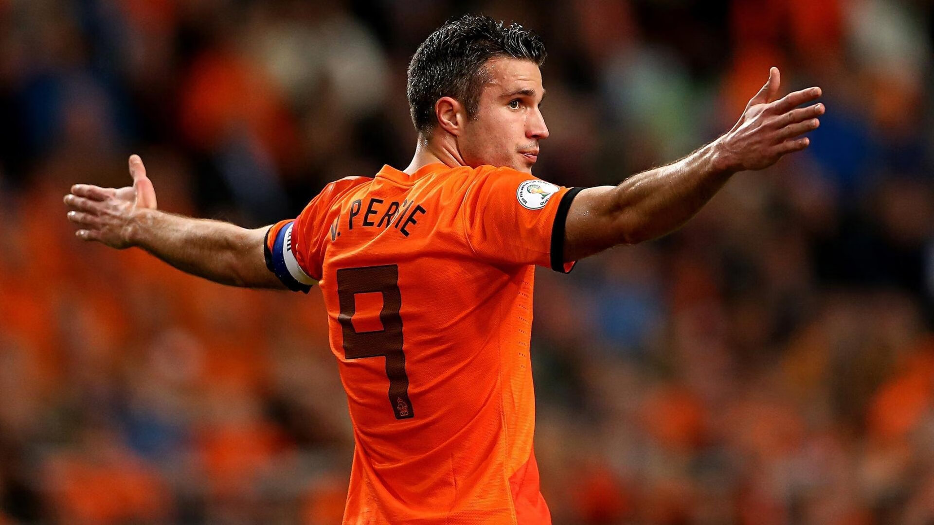 多特蒙德力克荷兰，本泽马惊艳四座，一场超越国界的足球艺术盛宴